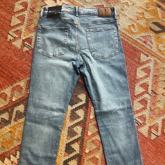 American Eagle Men’s Tencel Slim Jeans - Picture 6 of 7